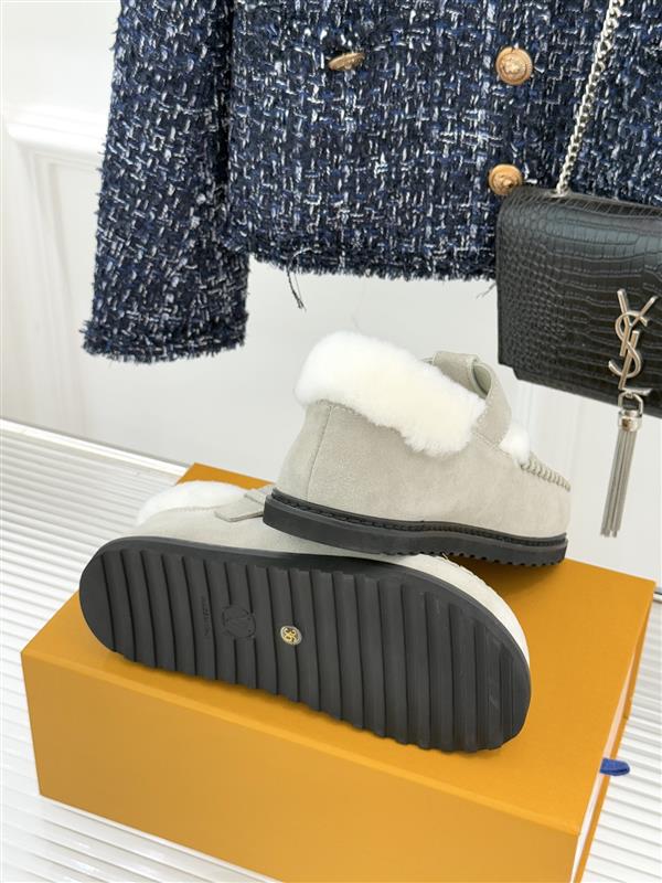 2025126113534318 310